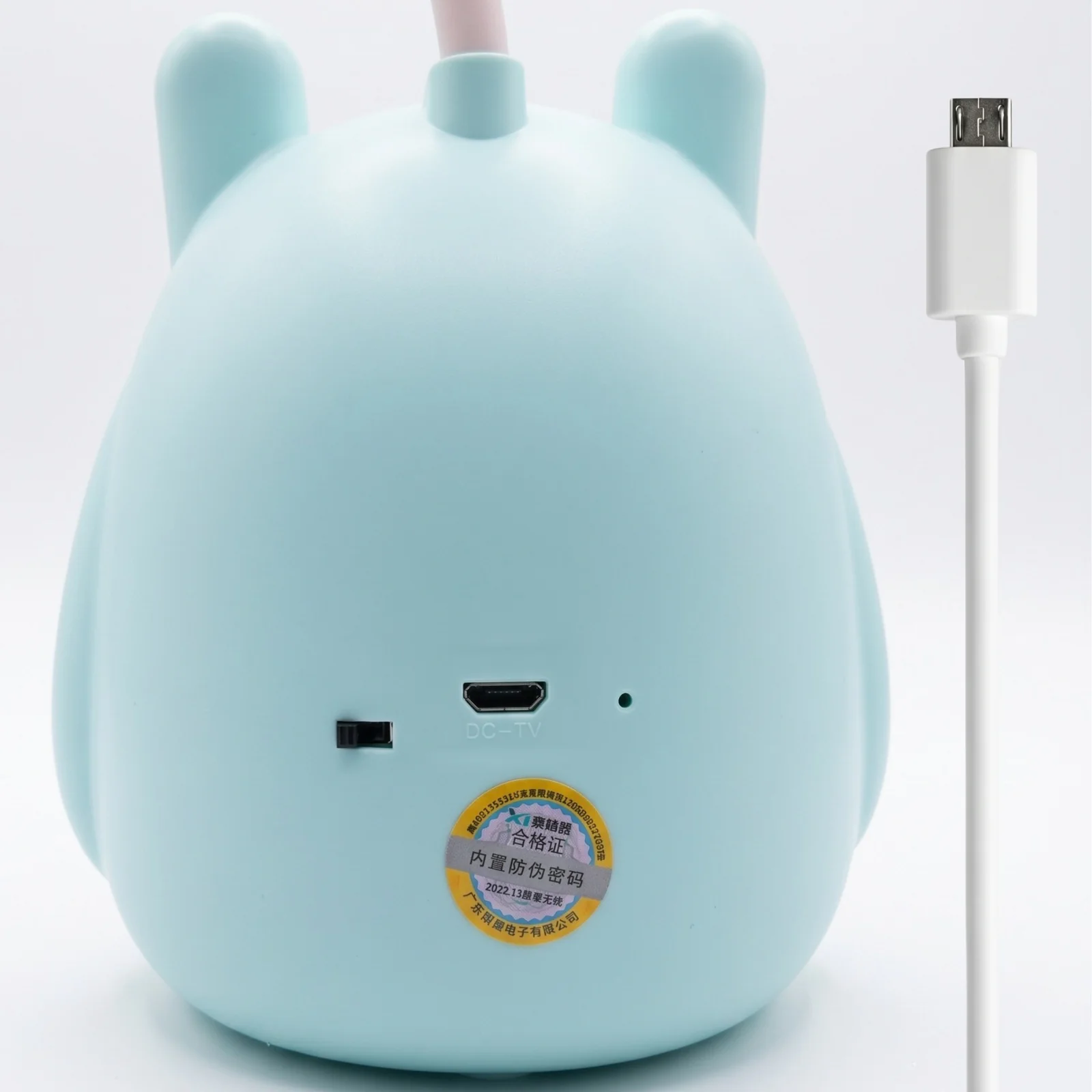 Lampka biurkowo-nocna Uszasty Zwierzak LED, Lampka biurkowa 2w1. Zmienna jasność; neutralna barwa światła. Ładowanie przez kabel micro USB.