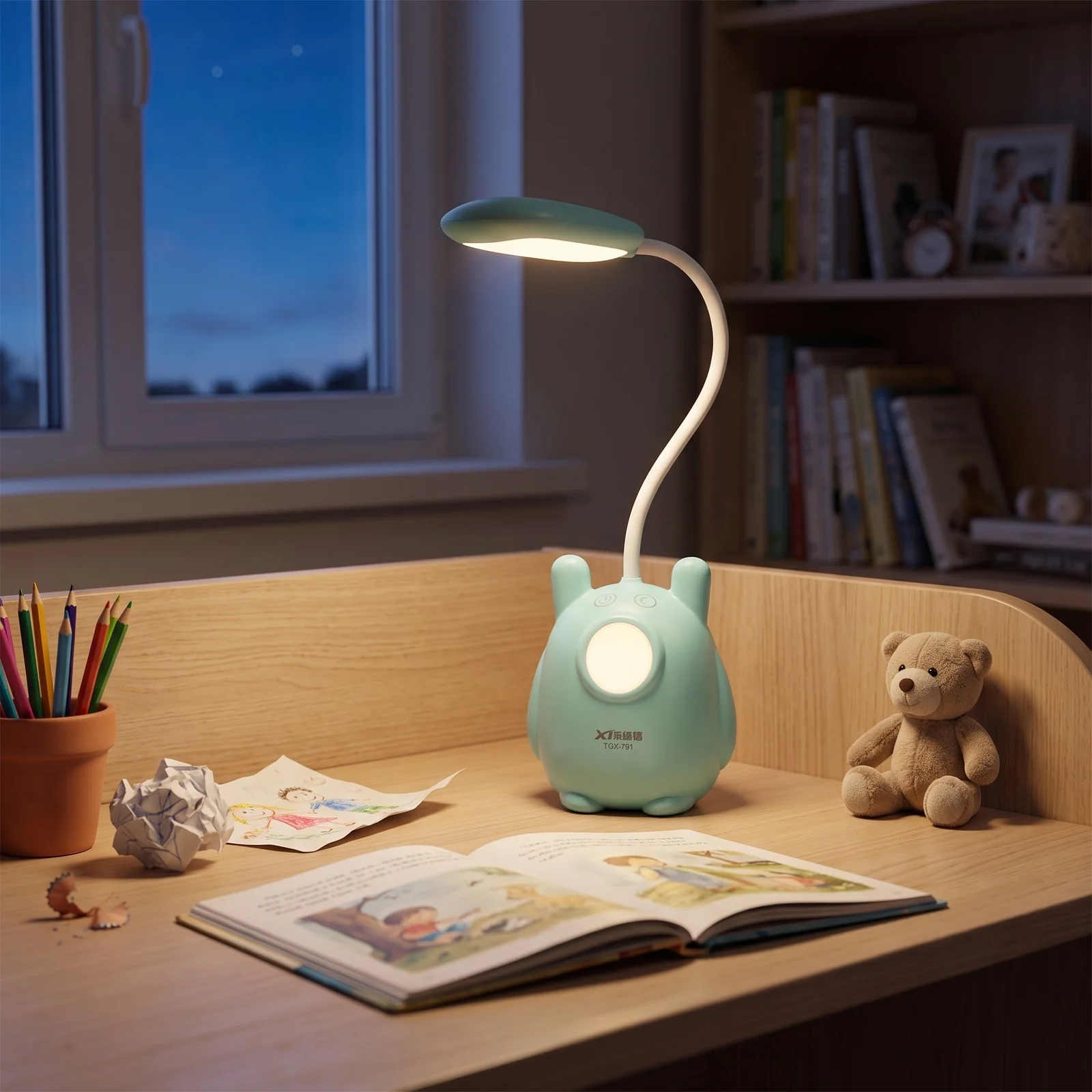 Lampka biurkowo-nocna Uszasty Zwierzak LED, Lampka biurkowa 2w1. Zmienna jasność; neutralna barwa światła. Ładowanie przez kabel micro USB.