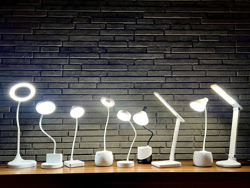 Lampki biurkowe smartrix.pl