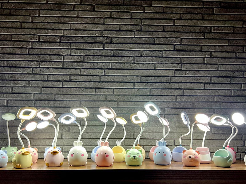 Lampki biurkowe dziecięce smartrix.pl