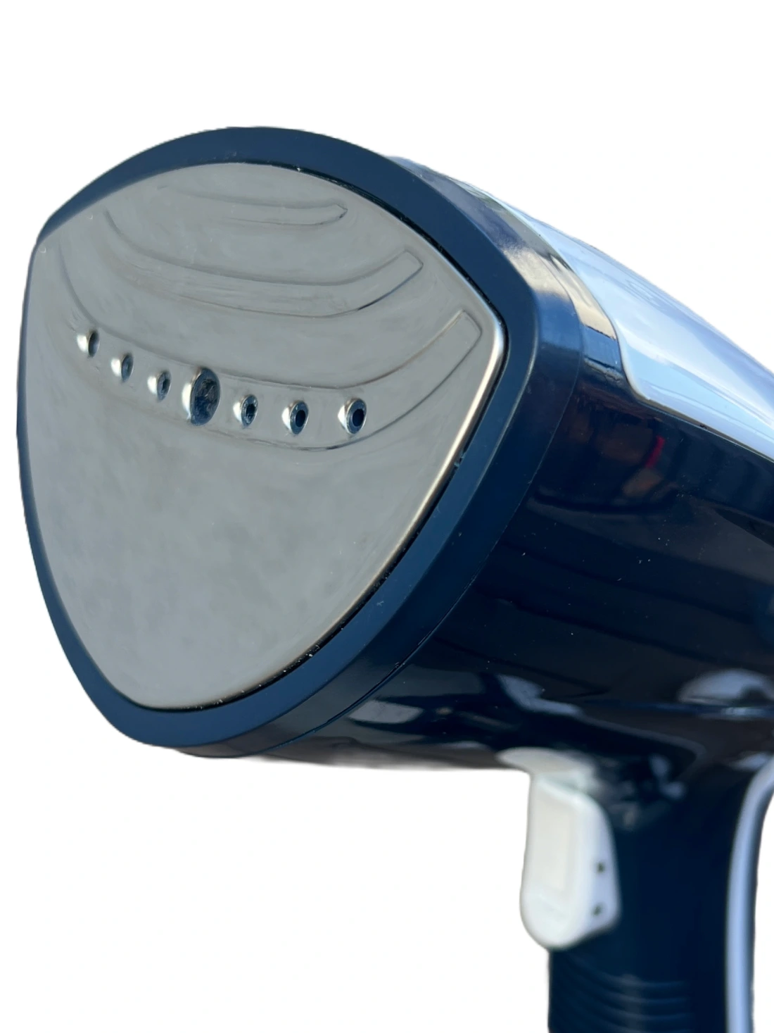 Steamer RAF R1226B 1200W Ręczny Steamer RAF R1226B 1200W, Szybkie nagrzewanie – 45 s, Usuwa zagniecenia, zapachy, kłaczki, Do delikatnych tkanin, zasłon, ubrań, Zbiornik 350 ml, szczoteczka.