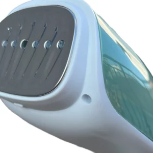 Steamer RAF R1282G 1400W Ręczny Steamer RAF R1282G 1400W, Szybkie nagrzewanie – 45 s, Usuwa zagniecenia, zapachy, kłaczki, Do delikatnych tkanin, zasłon, ubrań, Zbiornik 220 ml, szczoteczka.