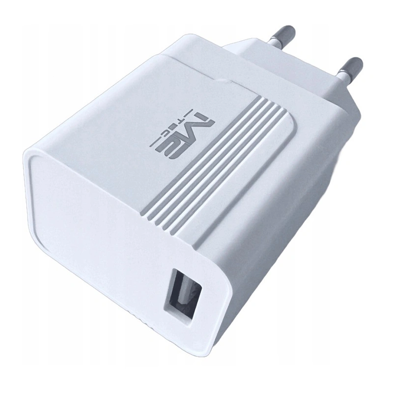 Szybka ładowarka 18W M2-TEC CX-94 z technologią Quick Charge 3.0 USB-A – szybkie ładowanie. Napięcia: 5V/3A, 9V/2A, 12V/1.5A. Idealna do domu i podróży.